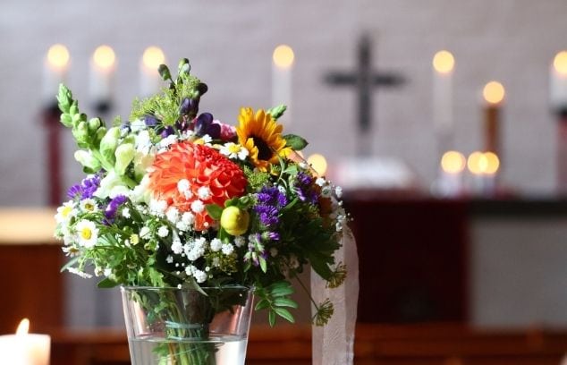 How To Plan a Funeral Service for Your Loved One