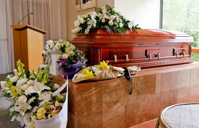 What To Expect at a Funeral or Memorial Service