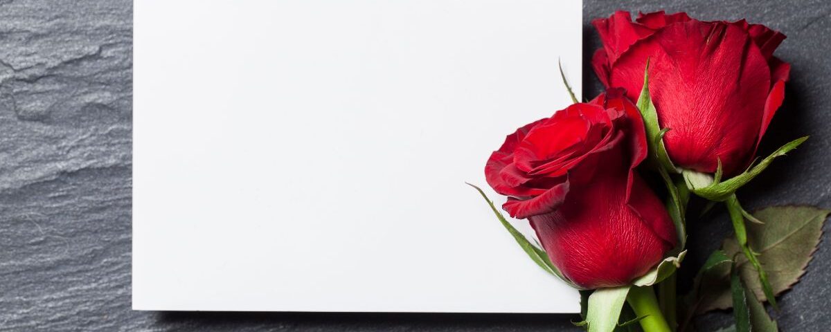 7 Non-Religious Options for a Memorial Card