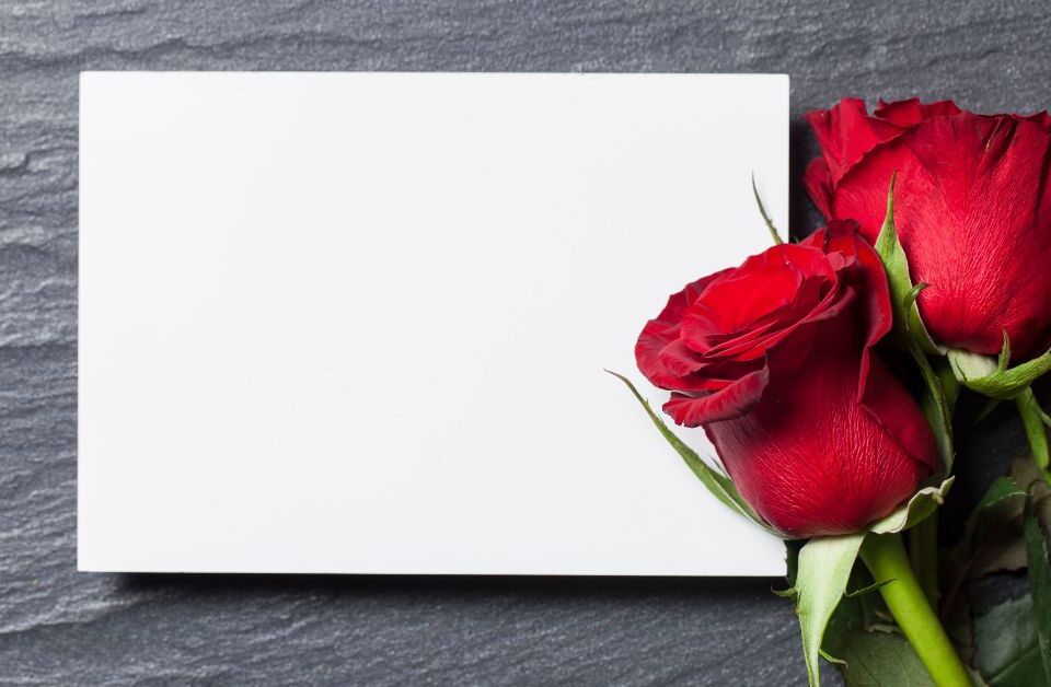 7 Non-Religious Options for a Memorial Card