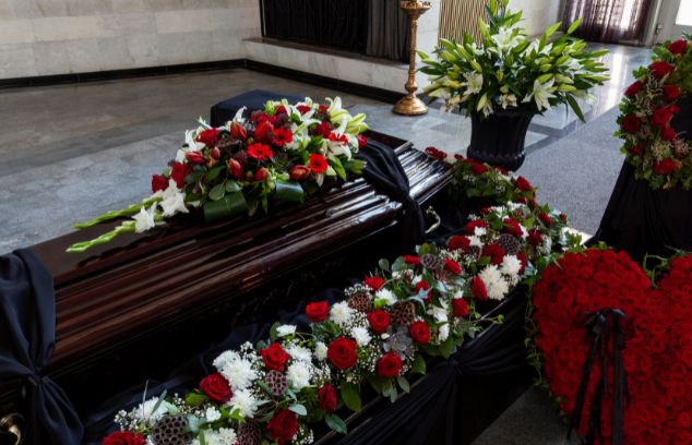 Why Personalizing a Funeral Register Is a Nice Touch