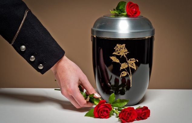 Ways To Make an Urn More Unique